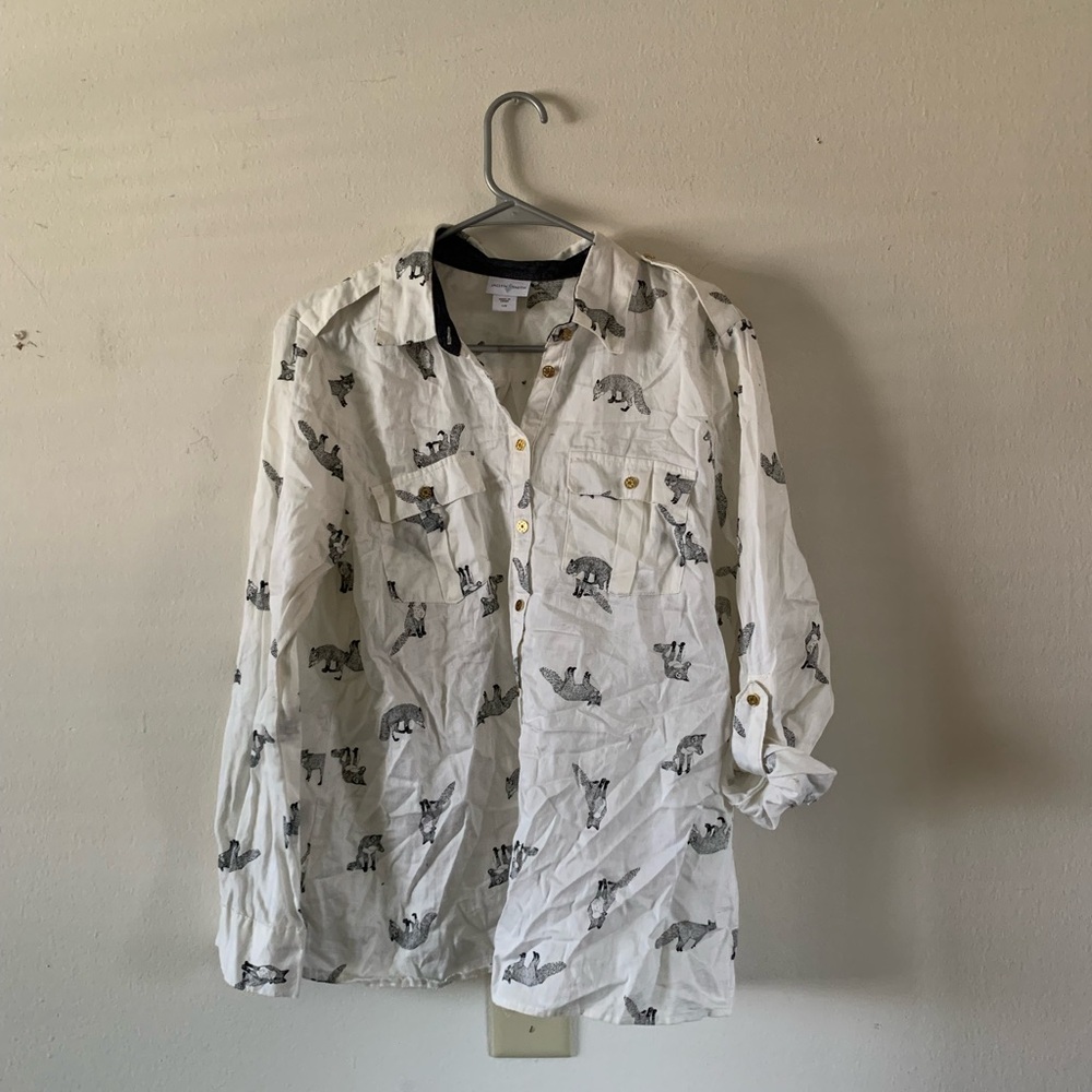 Jaclyn Smith White and Black Animal Print Men's Shirt